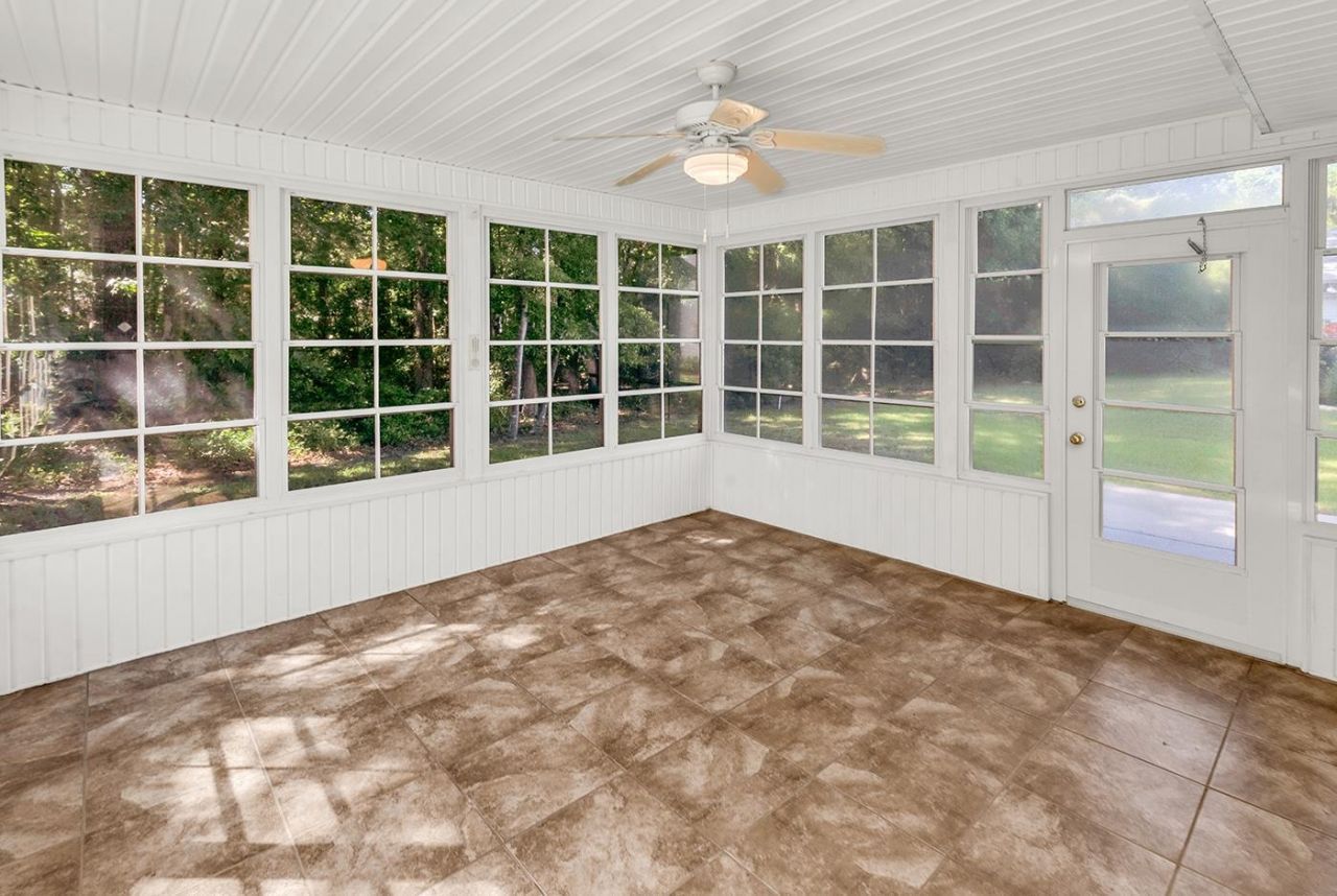 891 Helms Way Photo 40