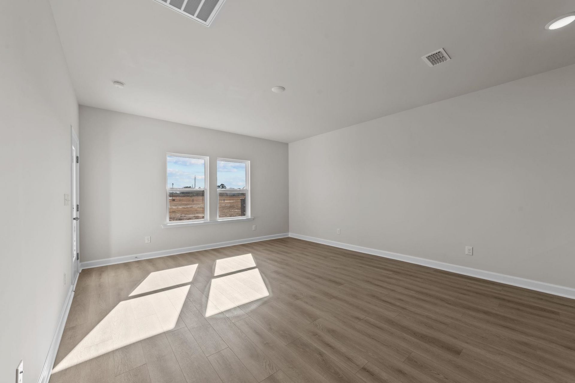 710 Ebb Tide Rd. Photo 12