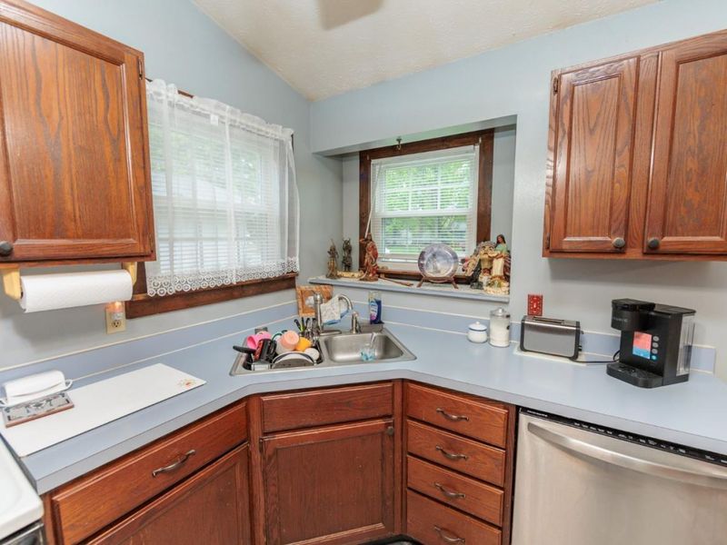 2704 W 39th, Lorain, OH 44053 Photo 12