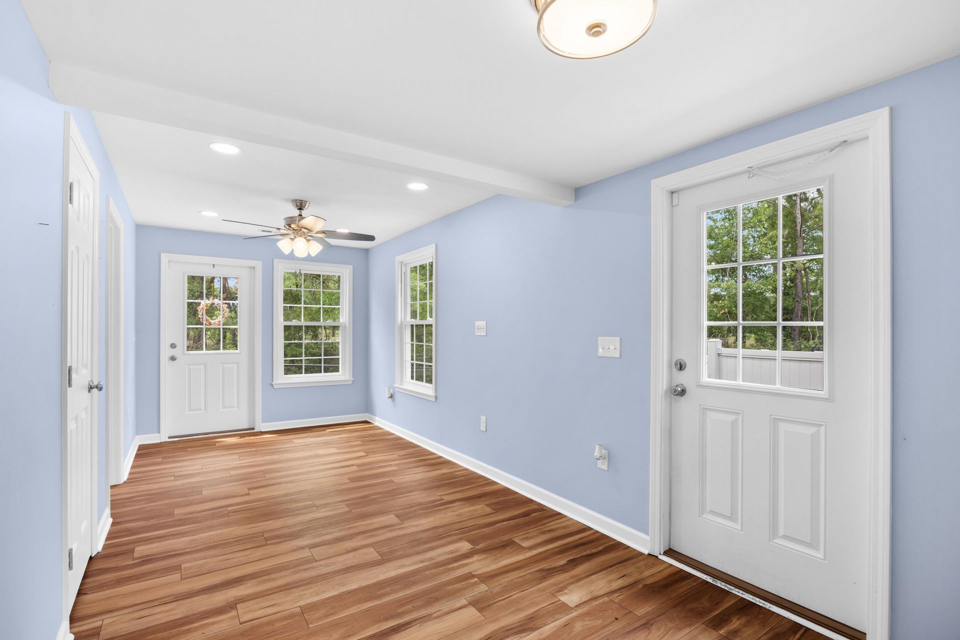 1537 Gulfstream Ct. Photo 15