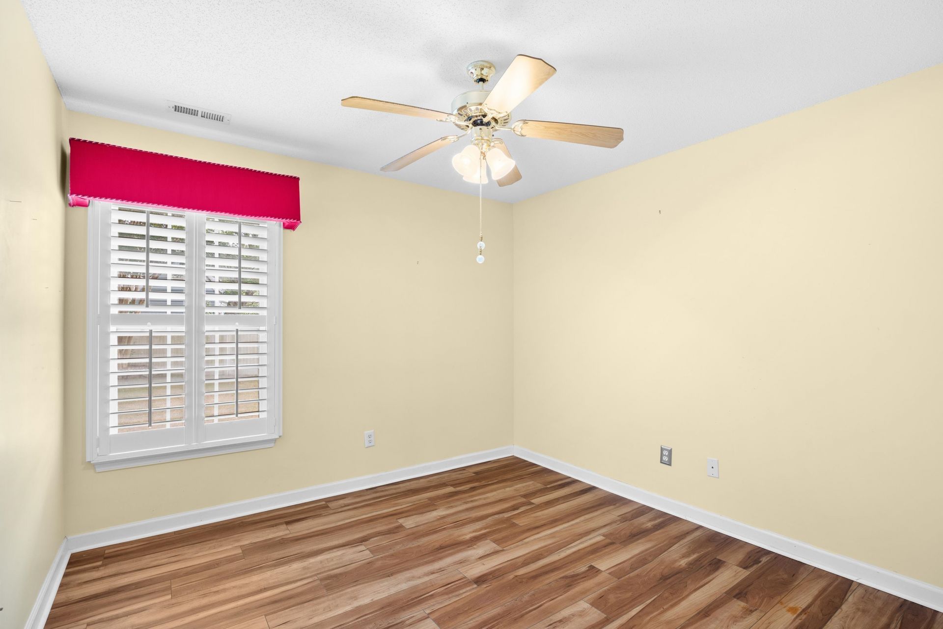 1537 Gulfstream Ct. Photo 25