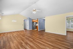 1537 Gulfstream Ct. photo 4