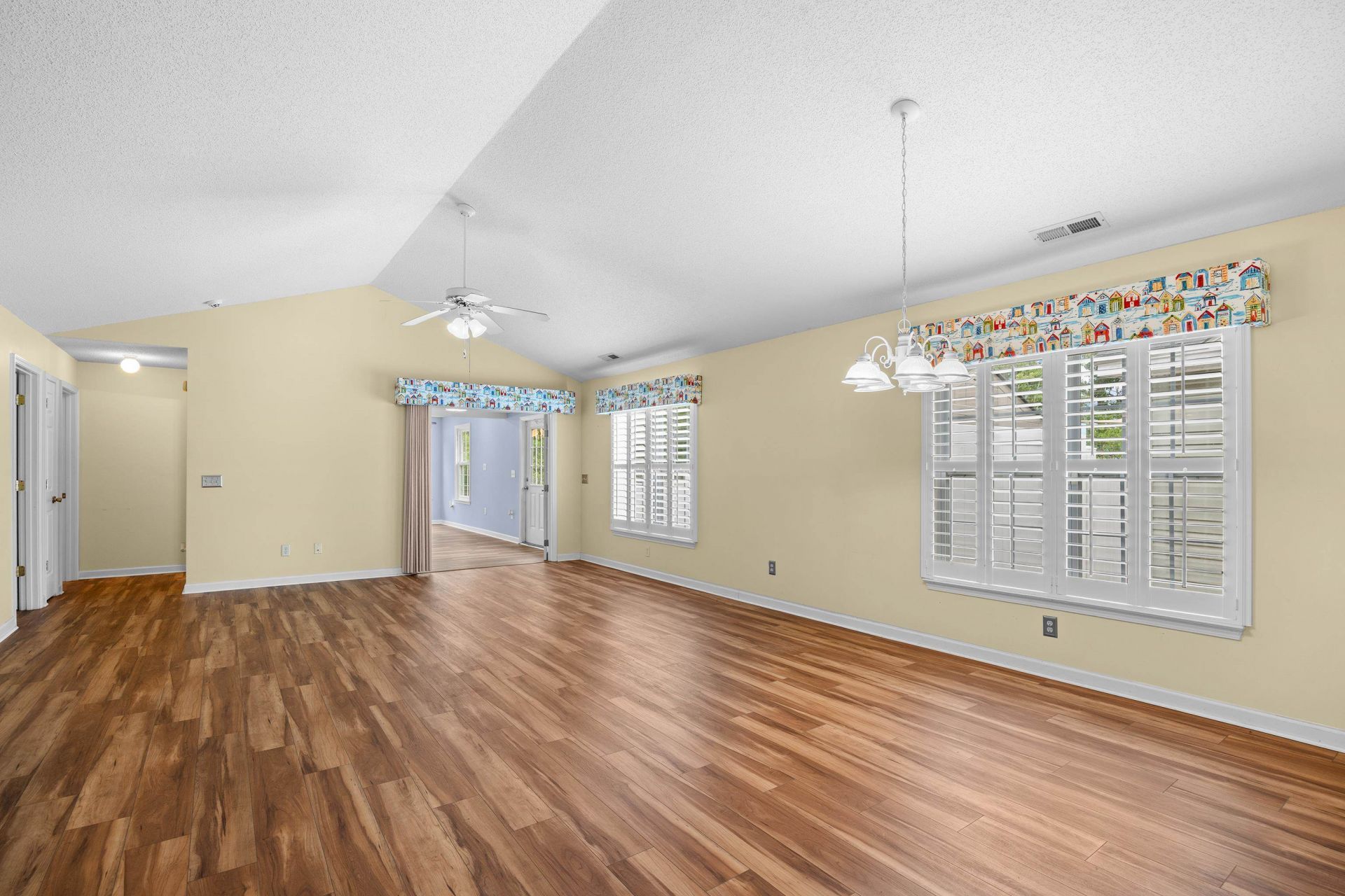 1537 Gulfstream Ct. Photo 7