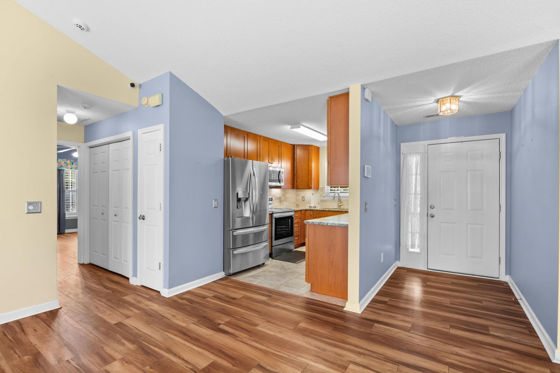 1537 Gulfstream Ct. Photo 9