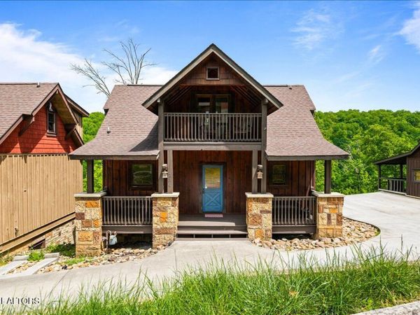 230 Foxwood Drive, Caryville, TN 37714