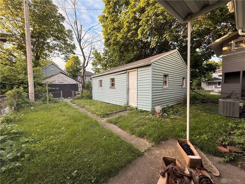 129 E Elmwood Avenue, Dayton, OH 45405 Photo 13