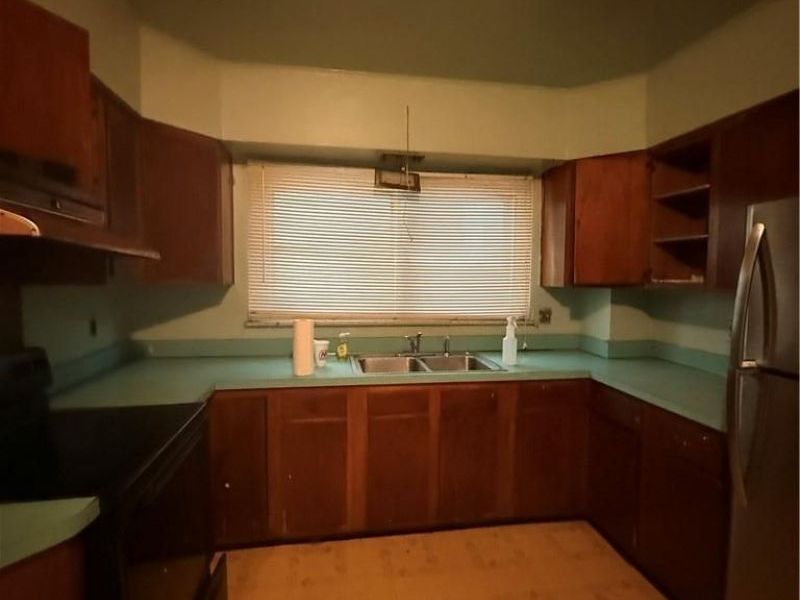 129 E Elmwood Avenue, Dayton, OH 45405 Photo 8