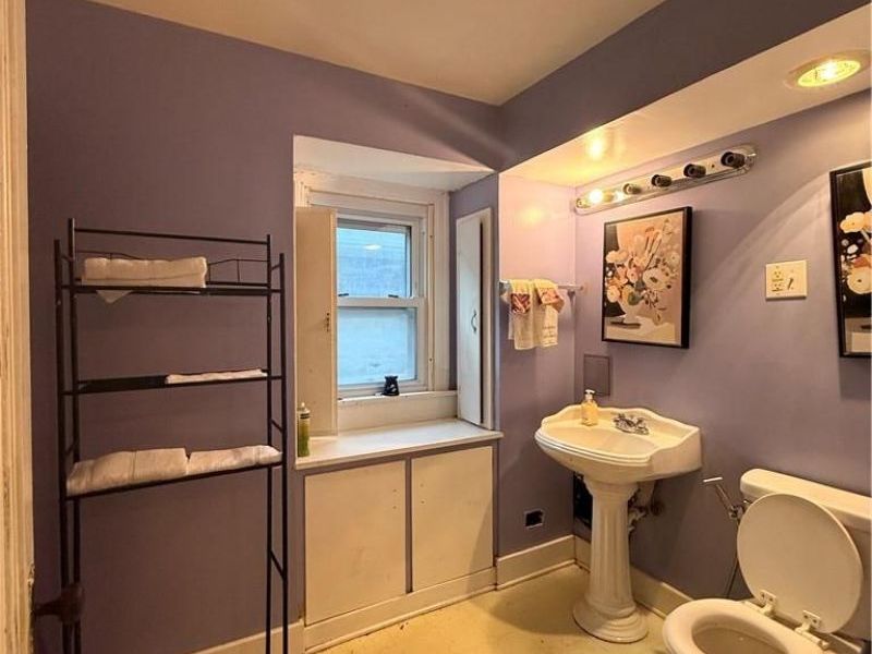 129 E Elmwood Avenue, Dayton, OH 45405 Photo 9
