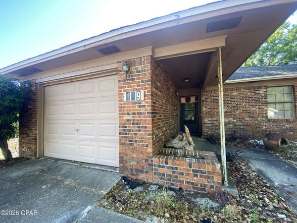 119 Escanaba Avenue, Panama City Beach, FL 32413
