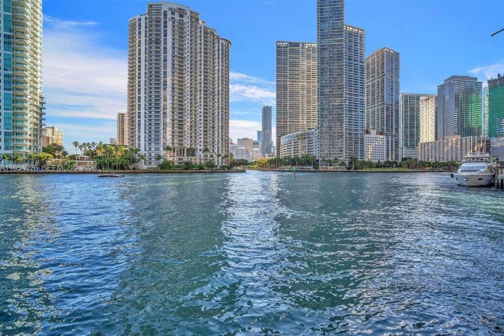 325 S Biscayne Boulevard, Unit Lph17, Miami, FL 33131 Photo