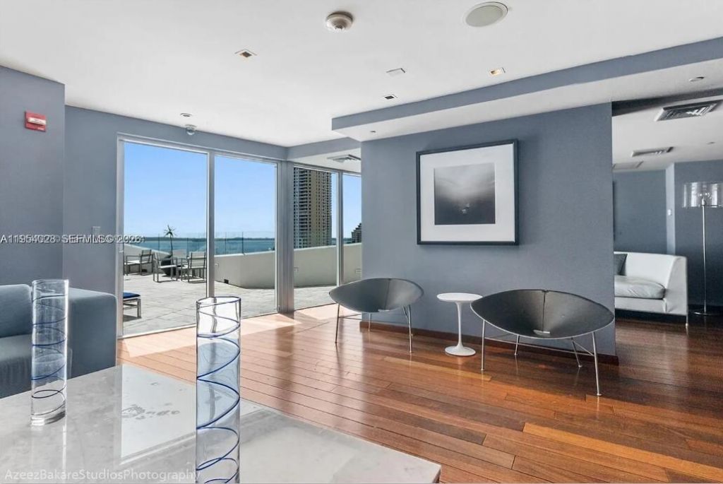 325 S Biscayne Boulevard, Unit Lph17, Miami, FL 33131 Photo