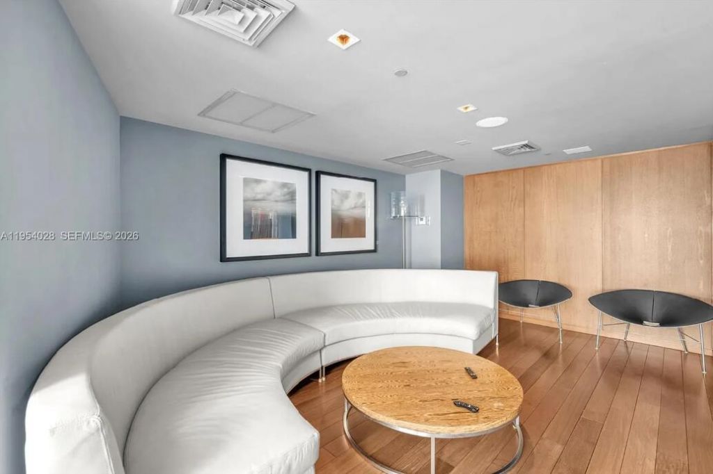 325 S Biscayne Boulevard, Unit Lph17, Miami, FL 33131 Photo