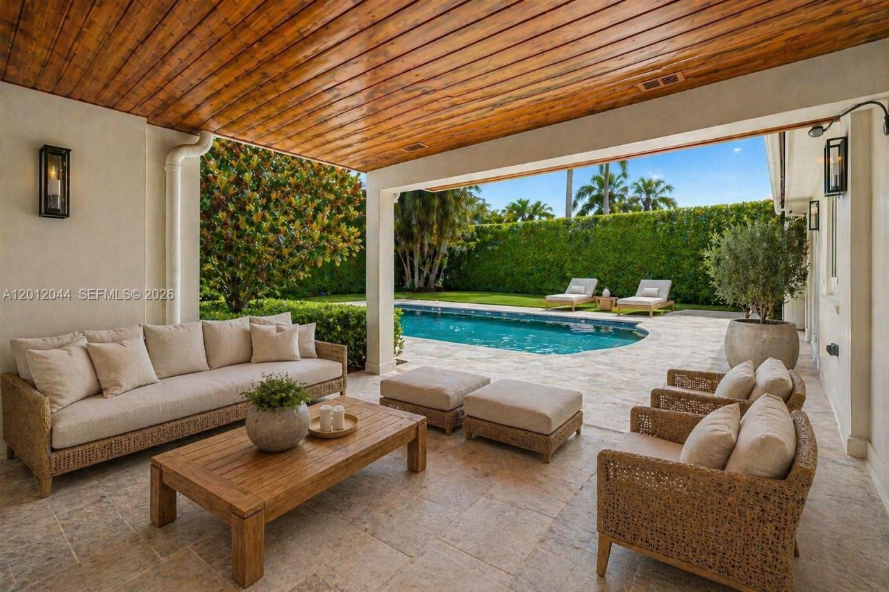 449 Miller Rd , Coral Gables, FL 33146 Photo