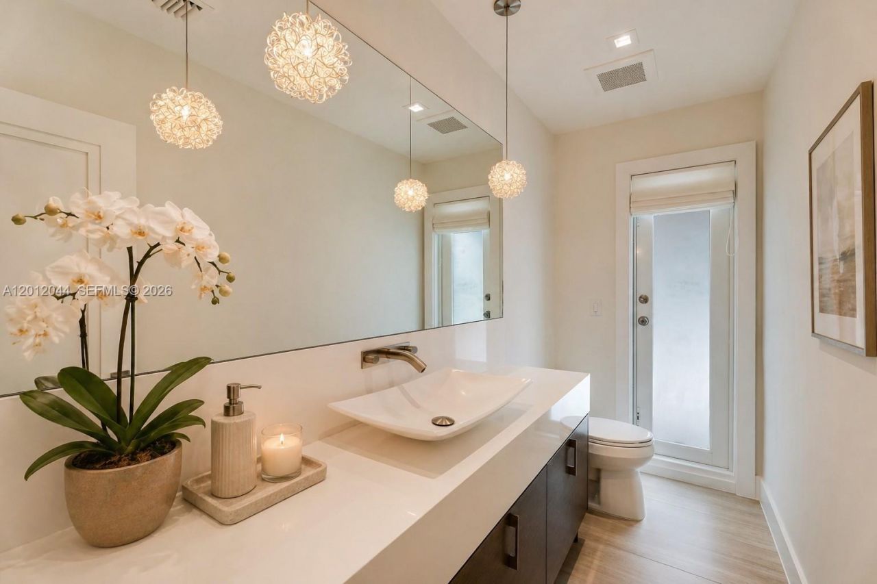 449 Miller Rd , Coral Gables, FL 33146 Photo