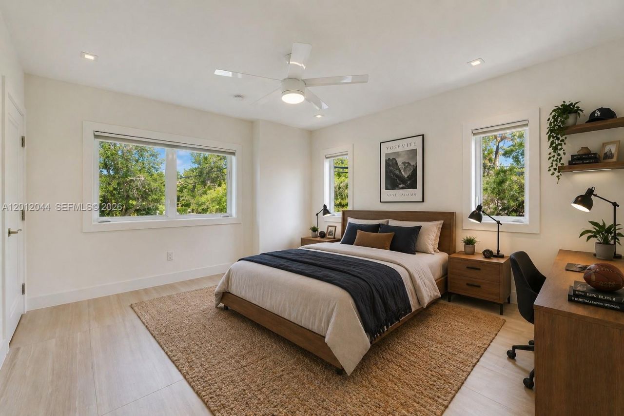 449 Miller Rd , Coral Gables, FL 33146 Photo