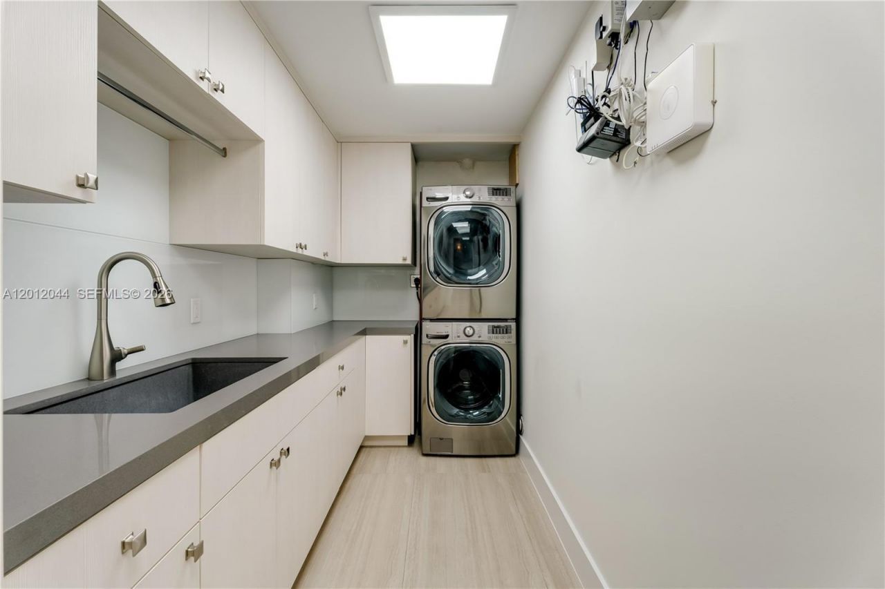 449 Miller Rd , Coral Gables, FL 33146 Photo