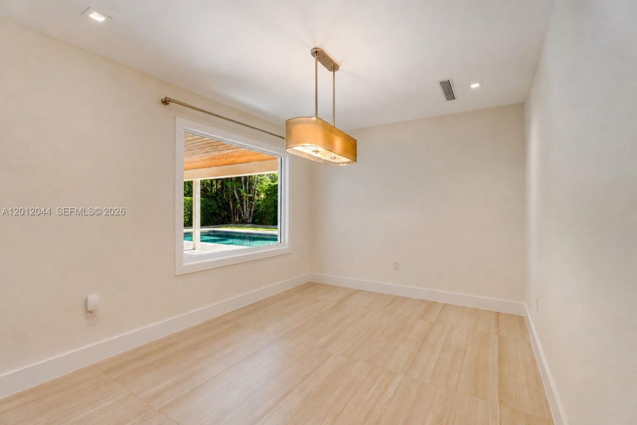 449 Miller Rd , Coral Gables, FL 33146 Photo