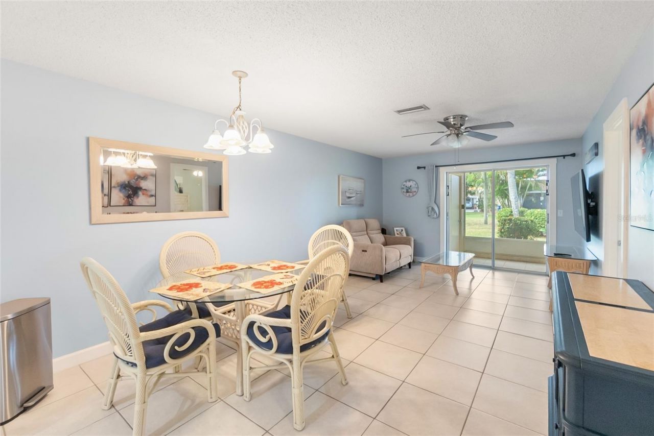 676 Park Circle , Bradenton, FL 34207 Photo