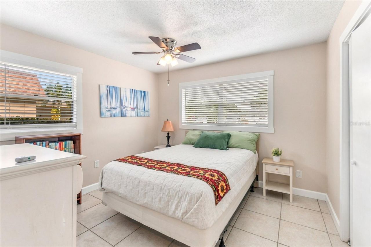 676 Park Circle, Bradenton, FL 34207 Photo