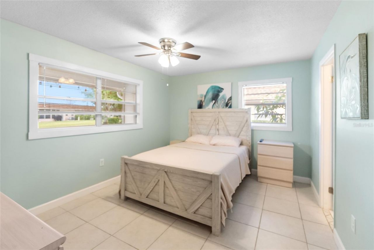 676 Park Circle , Bradenton, FL 34207 Photo
