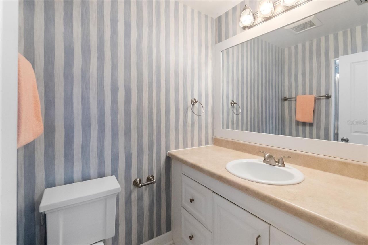 676 Park Circle , Bradenton, FL 34207 Photo