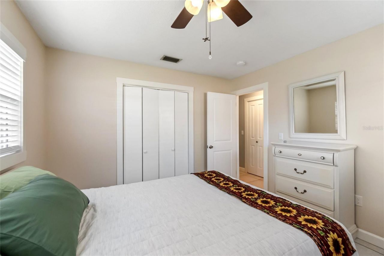 676 Park Circle , Bradenton, FL 34207 Photo