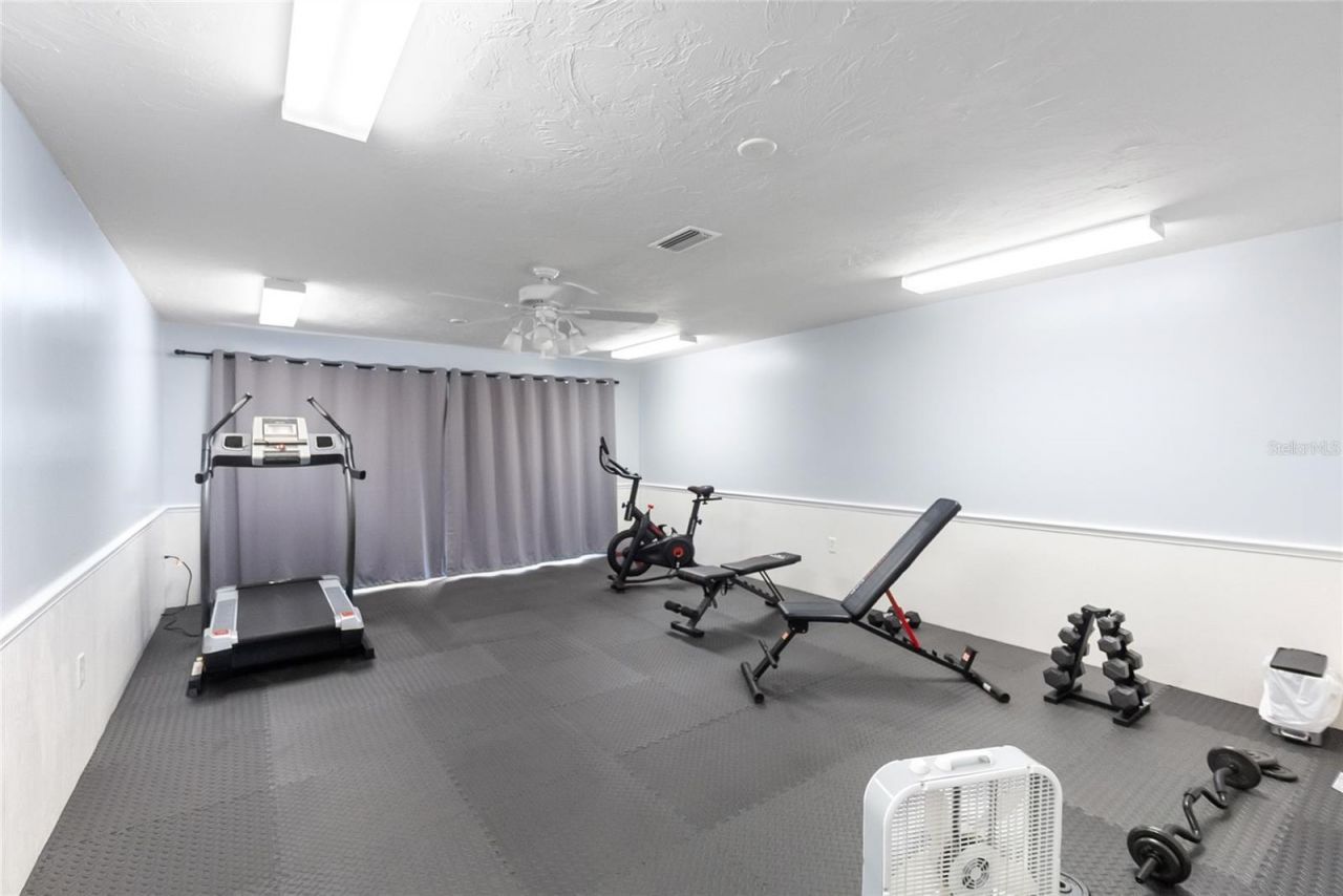 676 Park Circle , Bradenton, FL 34207 Photo