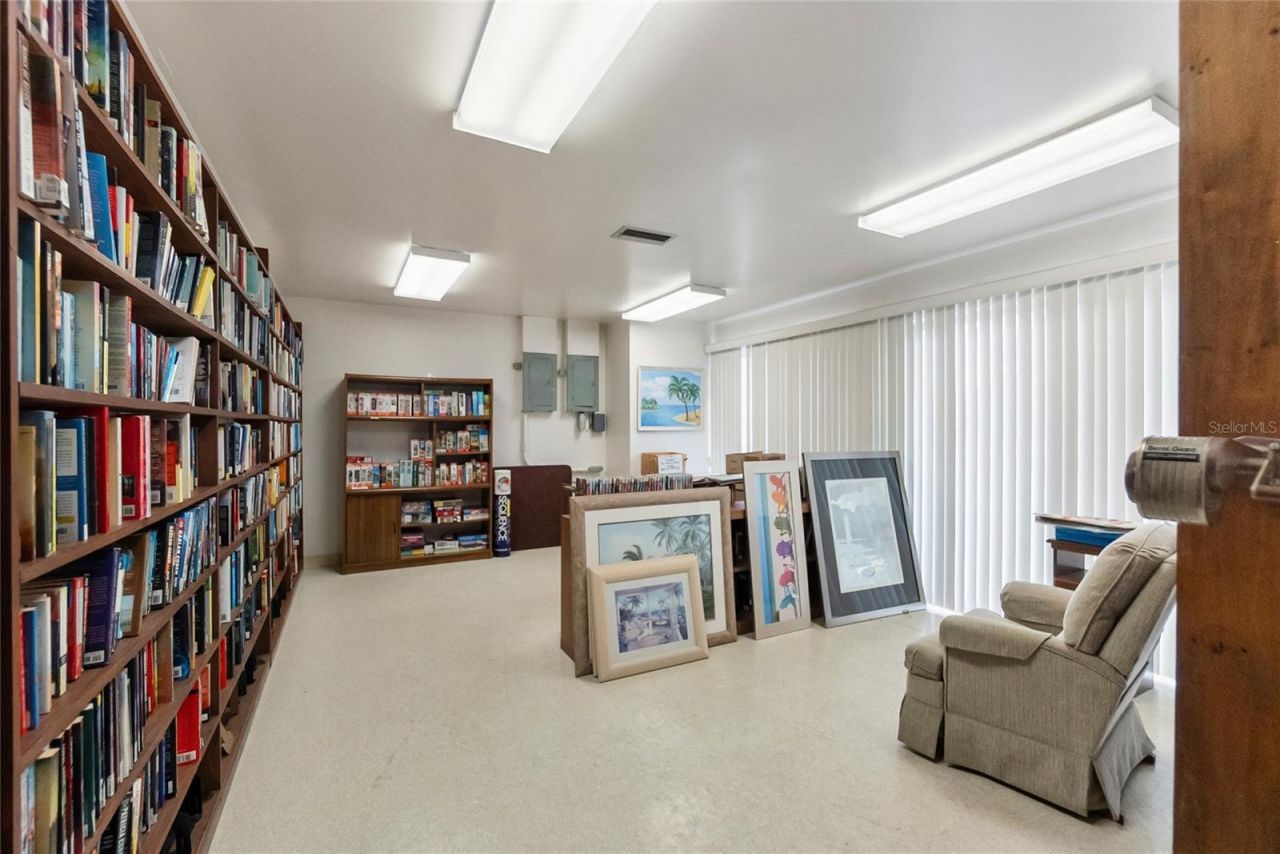 676 Park Circle , Bradenton, FL 34207 Photo