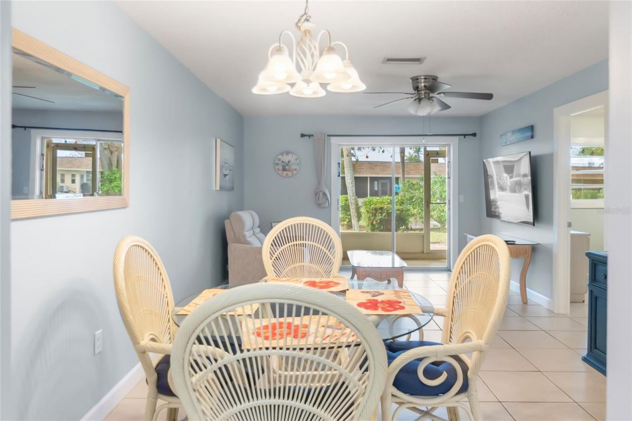 676 Park Circle , Bradenton, FL 34207 Photo