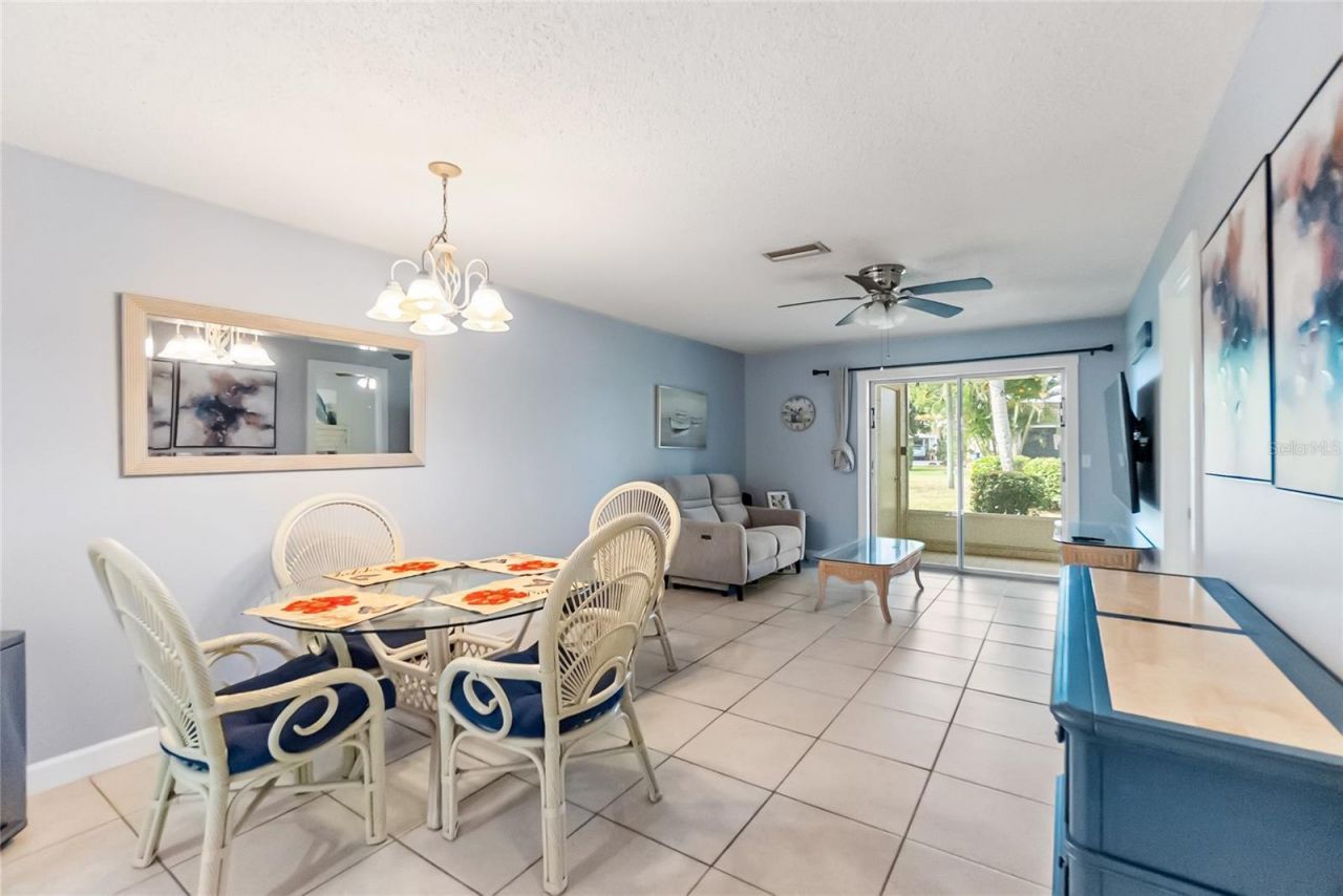 676 Park Circle , Bradenton, FL 34207 Photo