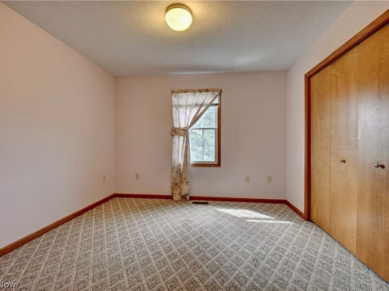 960B Mcdonald Drive NE, Sugarcreek, OH 44681 Photo 15