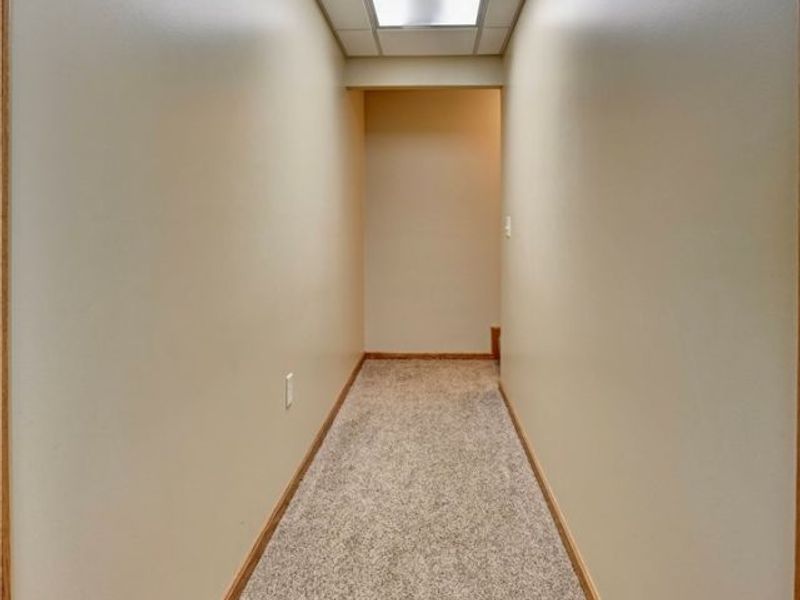 960B Mcdonald Drive NE, Sugarcreek, OH 44681 Photo 16
