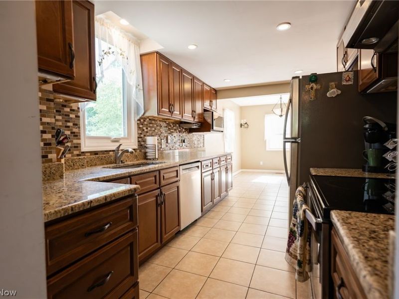3619 W 148th Street, Cleveland, OH 44111 Photo 10