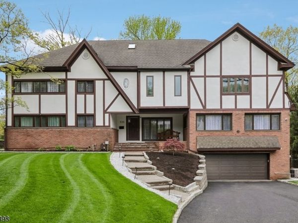 536 Illingworth Ave, Englewood, NJ 07631