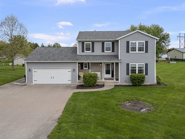 9719 86th Street Court , Taylor Ridge, IL 61284