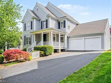 7 THICKET LANE, LANCASTER, PA 17602