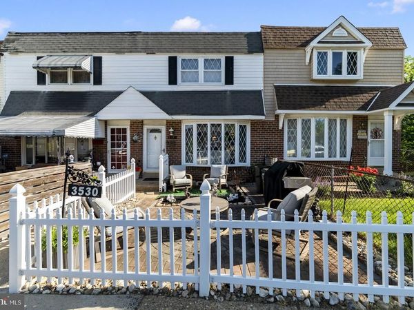 3530 CHURCHILL LANE, PHILADELPHIA, PA 19114