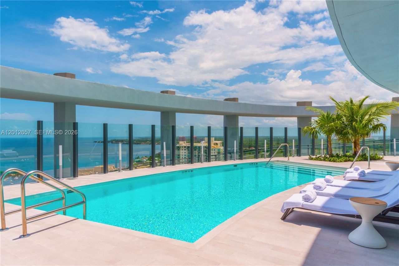 2831 S Bayshore Dr, Unit 707, Miami, FL 33133 Photo