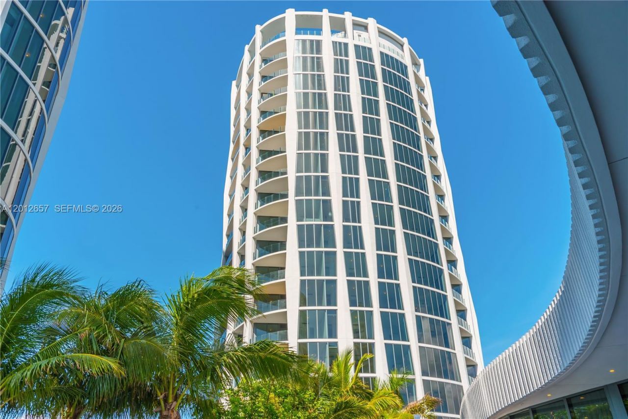 2831 S Bayshore Dr, Unit 707, Miami, FL 33133 Photo