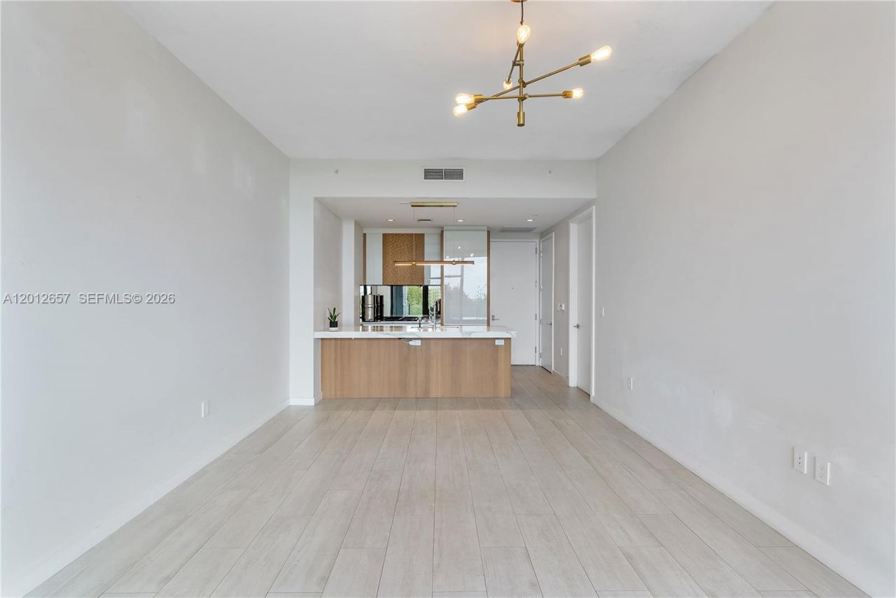 2831 S Bayshore Dr, Unit 707, Miami, FL 33133 Photo
