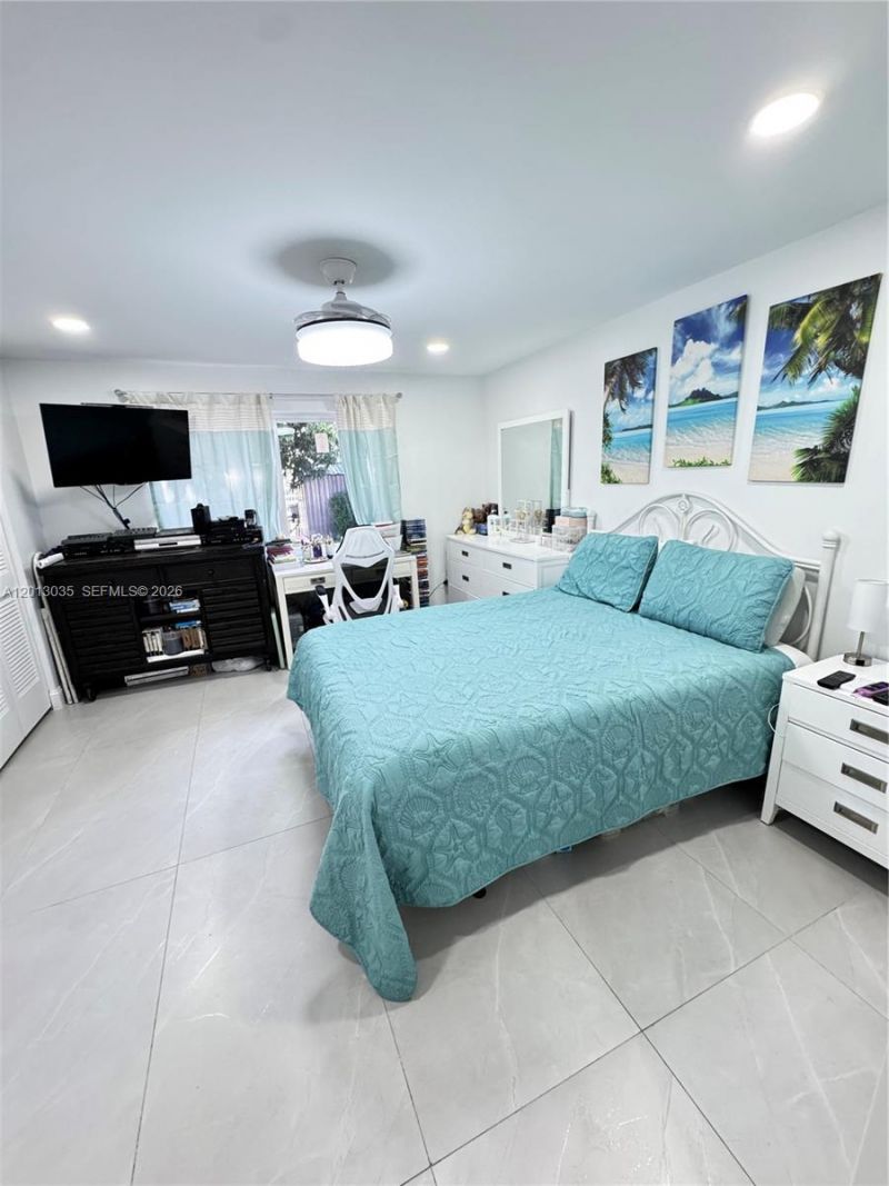 7140 W 15th Ct, Hialeah, FL 33014 Photo
