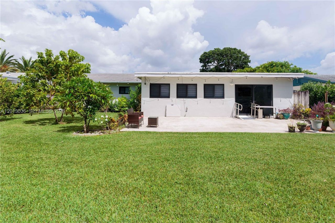19311 Sterling Dr, Cutler Bay, FL 33157 Photo