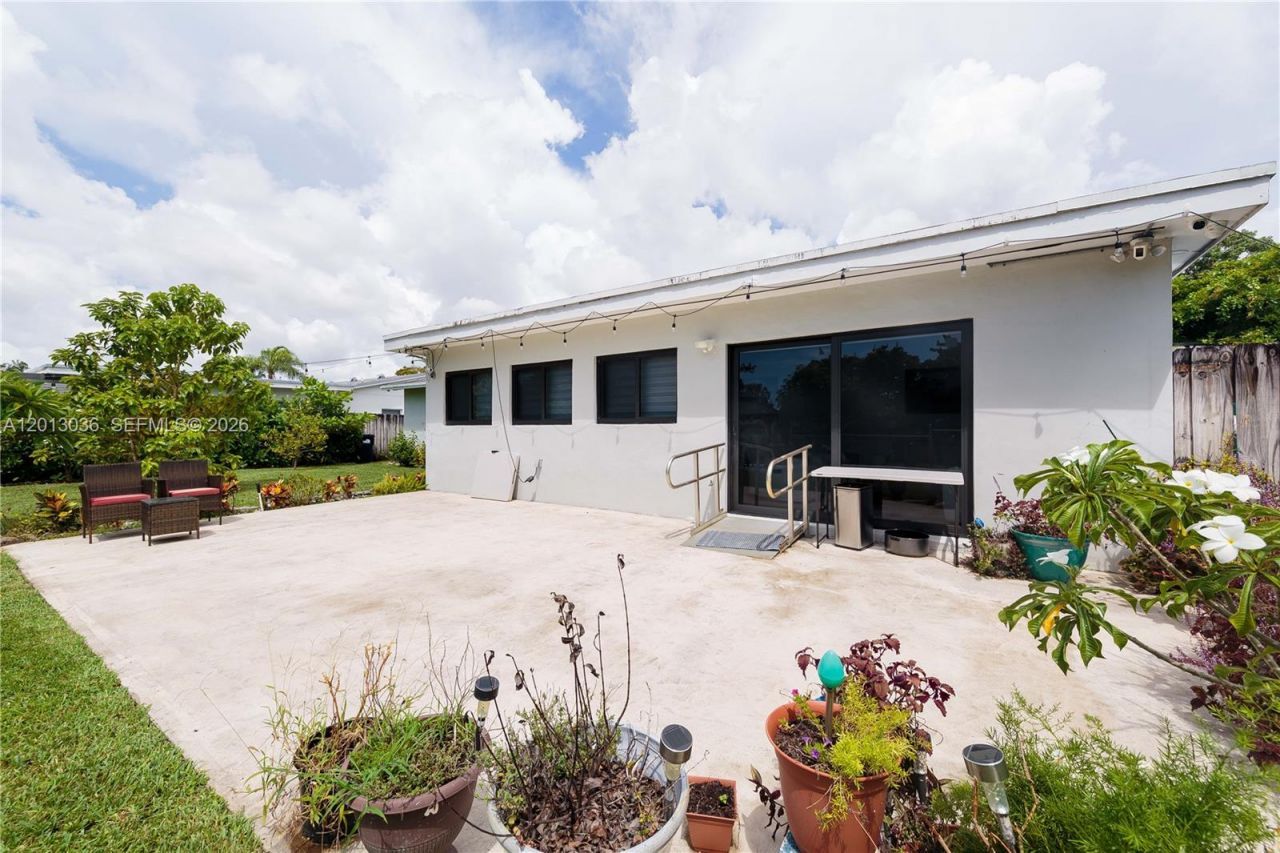 19311 Sterling Dr, Cutler Bay, FL 33157 Photo