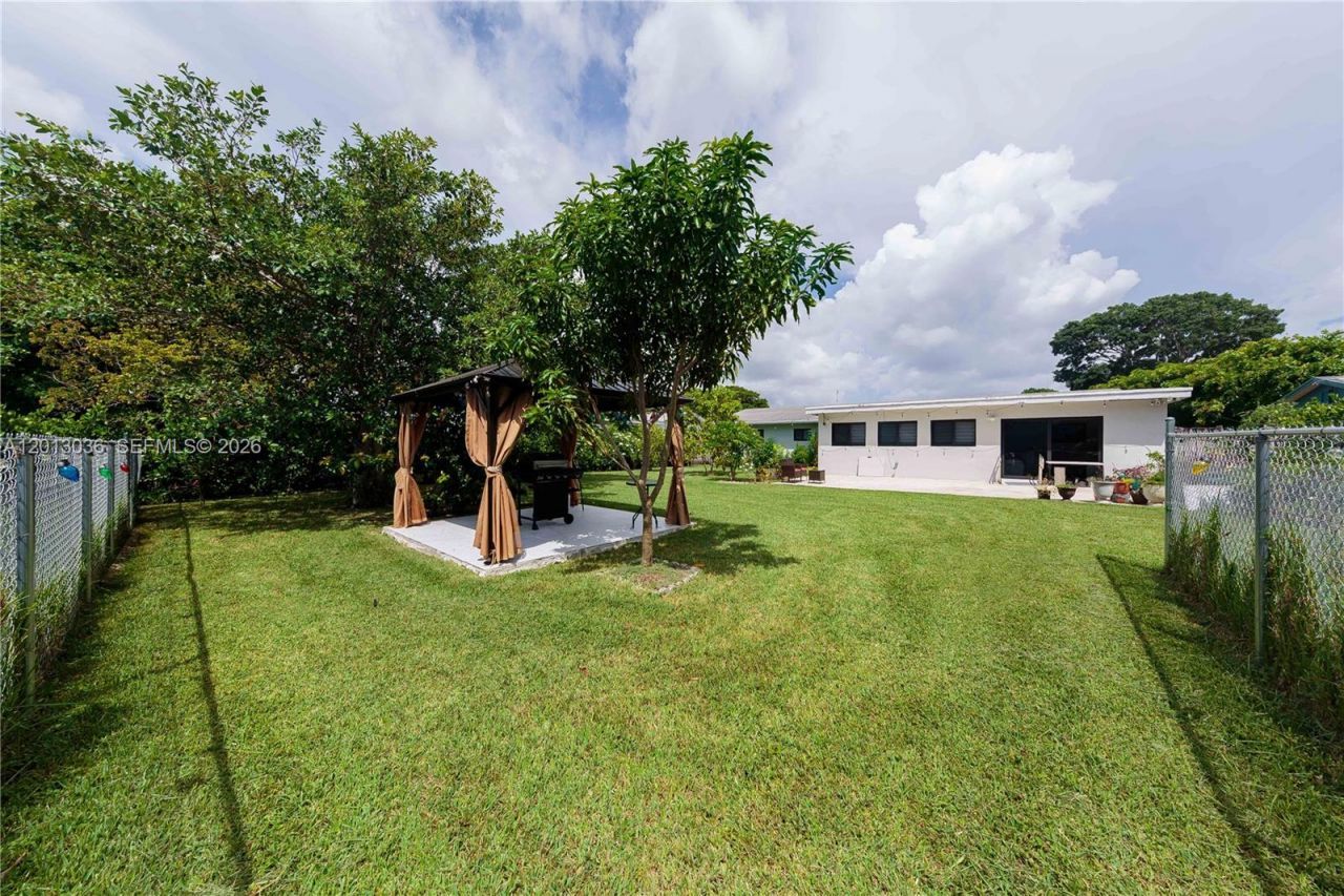 19311 Sterling Dr, Cutler Bay, FL 33157 Photo