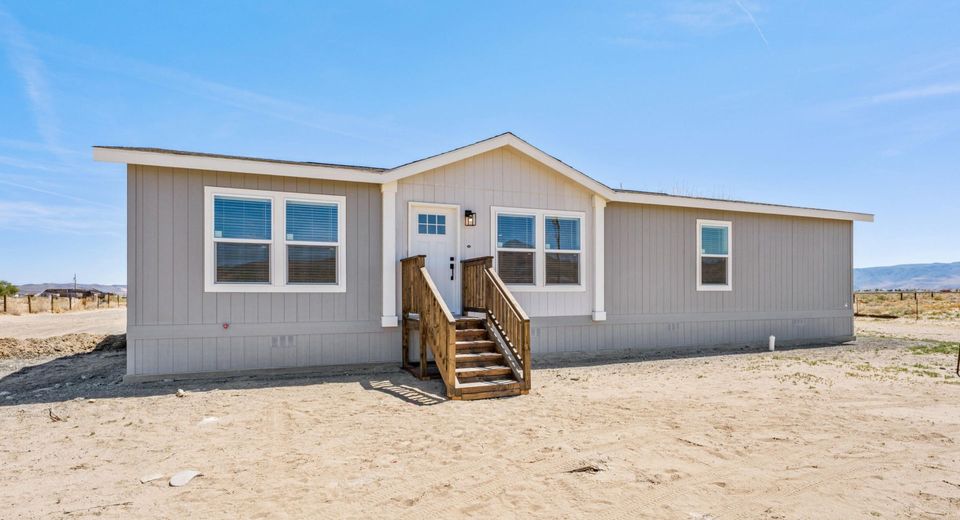 5684 Juniper Street, Silver Springs, NV 89429 Photo