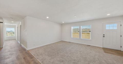 5684 Juniper Street, Silver Springs, NV 89429 Photo