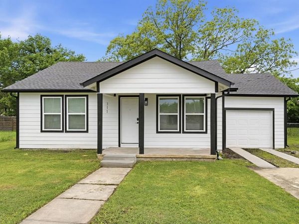 111 S 5th Street, Sanger, TX 76266