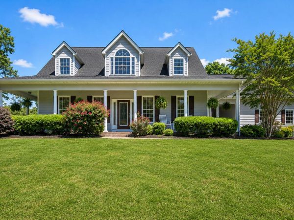 38 E Circle Drive, Rossville, GA 30741