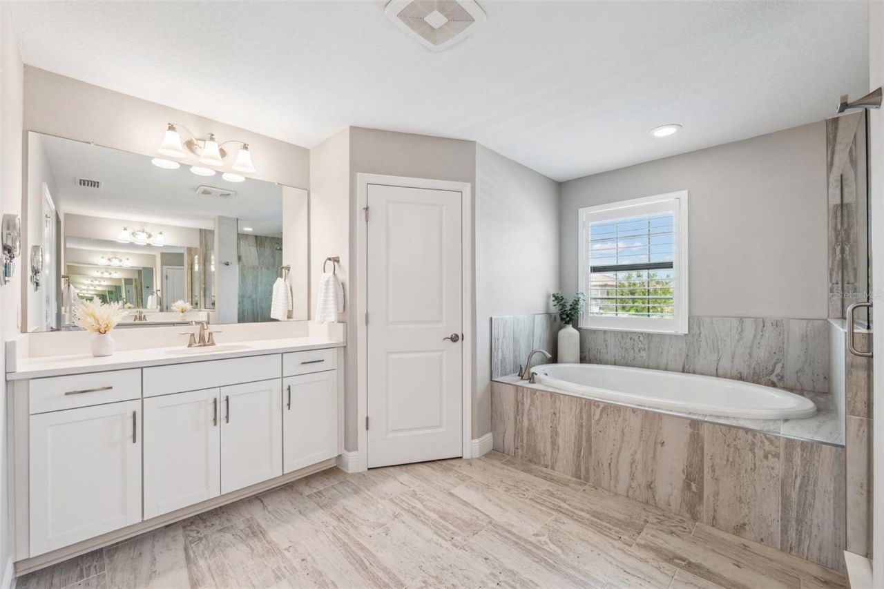 4275 Burdick Loop , Odessa, FL 33556 Photo