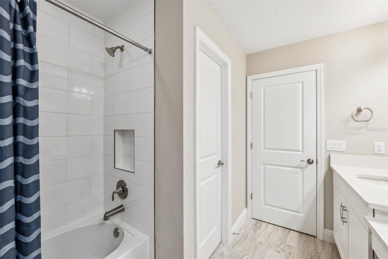 4275 Burdick Loop , Odessa, FL 33556 Photo
